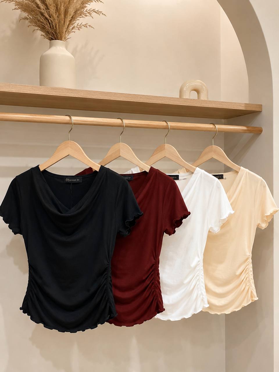 BLUSA LLANA 31825 APLIQUE COD 7599 foto 2